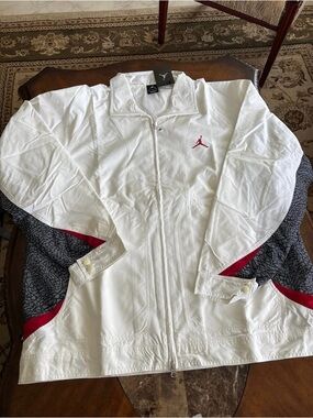 Y2K Vintage 2006 Air Jordan light weight jacket with elephant print size XL